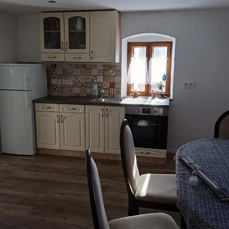 Tulipanos Apartman * Tiszafüred