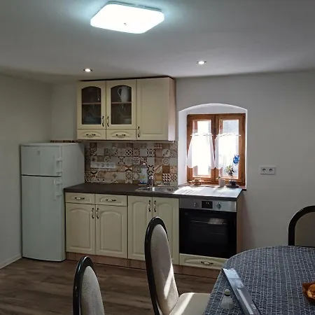 Tulipanos Apartman Lejlighed *