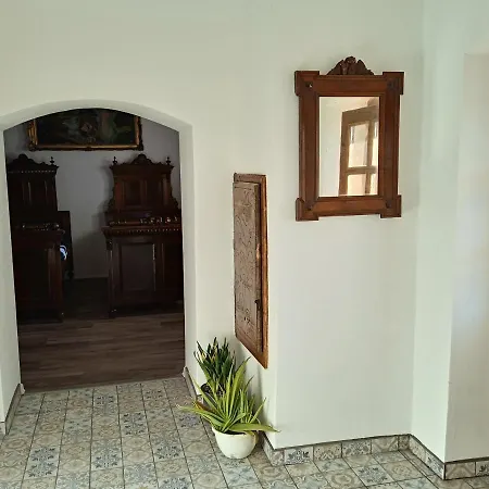 Tulipanos Apartman Tiszafüred