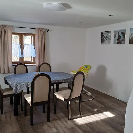 Tulipanos Apartman * Tiszafüred