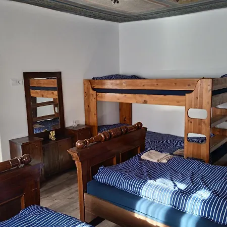 Lejlighed Tulipanos Apartman *